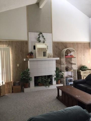619 Old Post Road S, Livingston, TX 77351