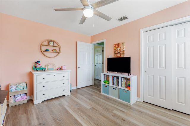 13714 Captain Kidd Dr, Corpus Christi, TX 78418