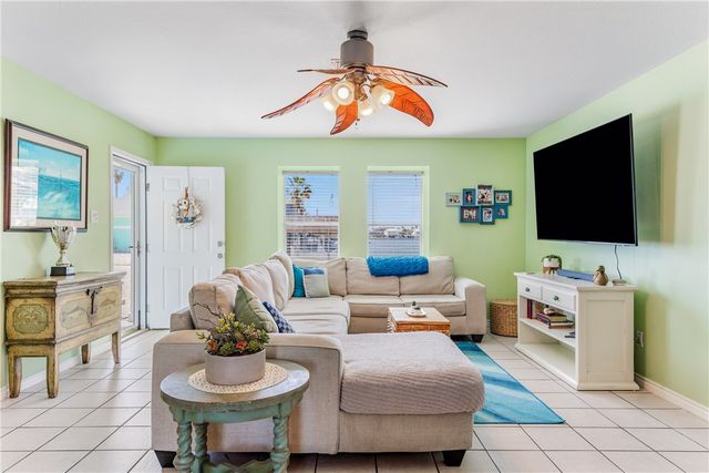 13714 Captain Kidd Dr, Corpus Christi, TX 78418