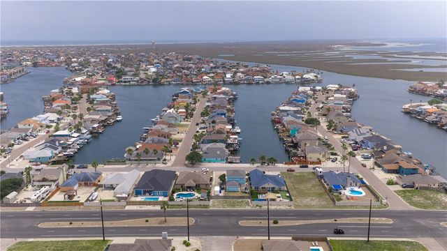 13714 Captain Kidd Dr, Corpus Christi, TX 78418