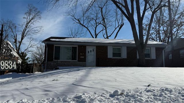 9834 Glenmont Drive, St Louis, MO 63123