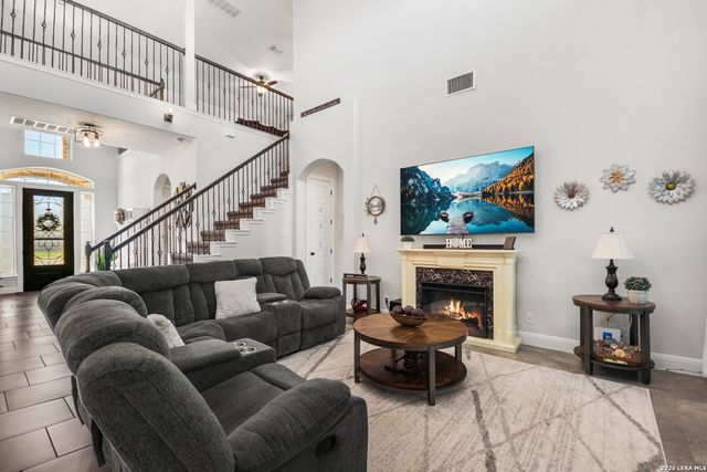 417 BEE CAVES CV, Cibolo, TX 78108