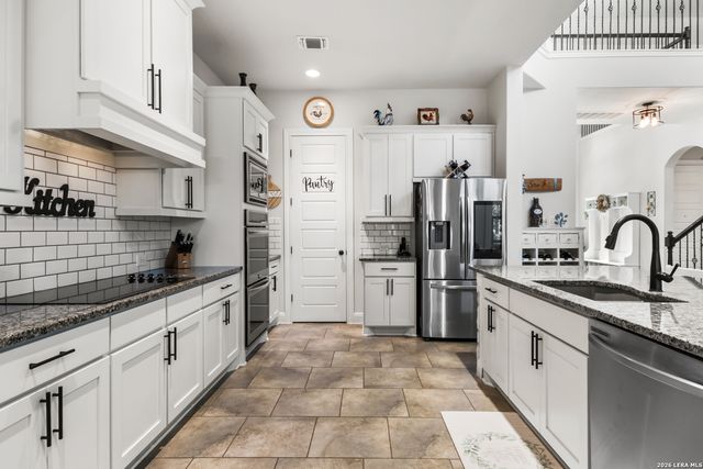 417 BEE CAVES CV, Cibolo, TX 78108