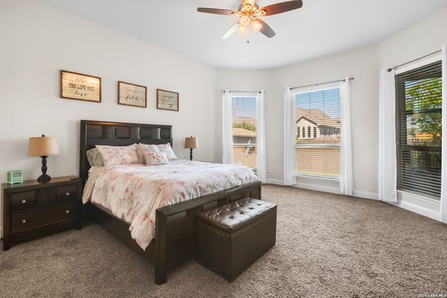 417 BEE CAVES CV, Cibolo, TX 78108