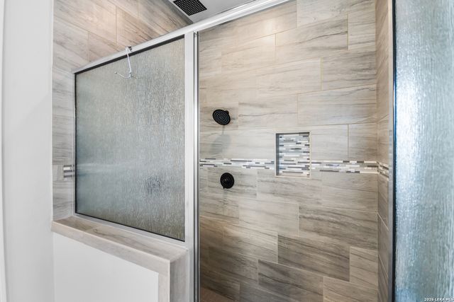 417 BEE CAVES CV, Cibolo, TX 78108