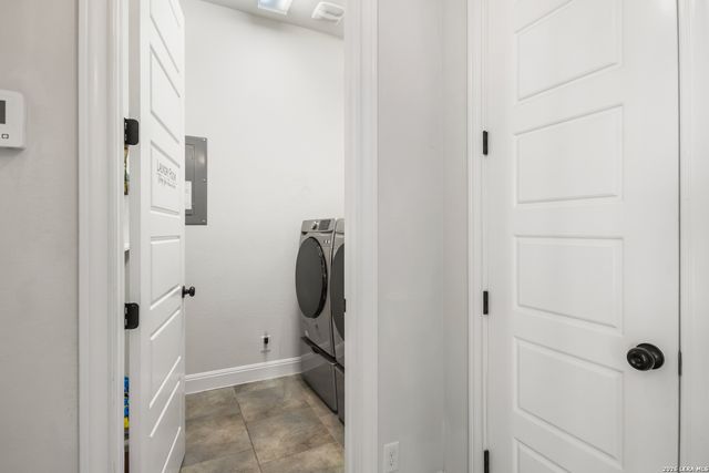 417 BEE CAVES CV, Cibolo, TX 78108