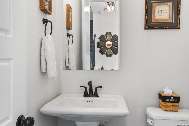 417 BEE CAVES CV, Cibolo, TX 78108