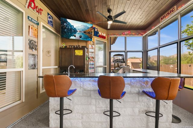 417 BEE CAVES CV, Cibolo, TX 78108