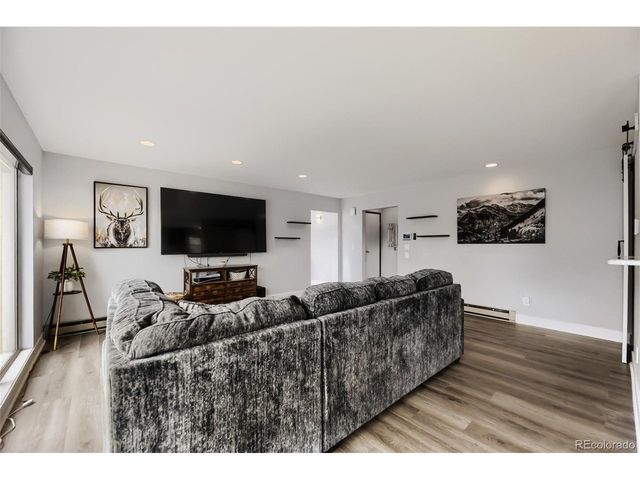 6732 Hillpark Ave, Parker, CO 80134