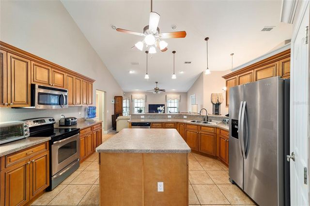 2105 SW 4TH STREET, Ocala, FL 34471
