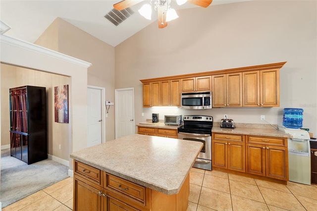 2105 SW 4TH STREET, Ocala, FL 34471