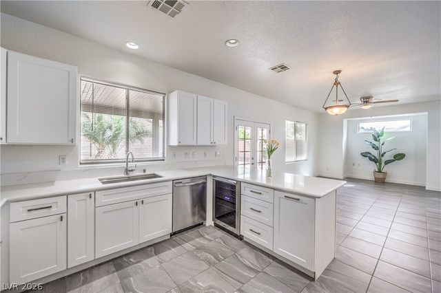 920 Gary Carmena Avenue, North Las Vegas, NV 89081