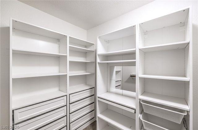 920 Gary Carmena Avenue, North Las Vegas, NV 89081