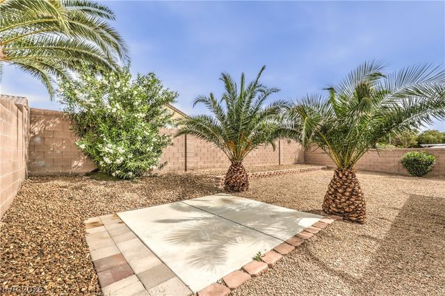 920 Gary Carmena Avenue, North Las Vegas, NV 89081