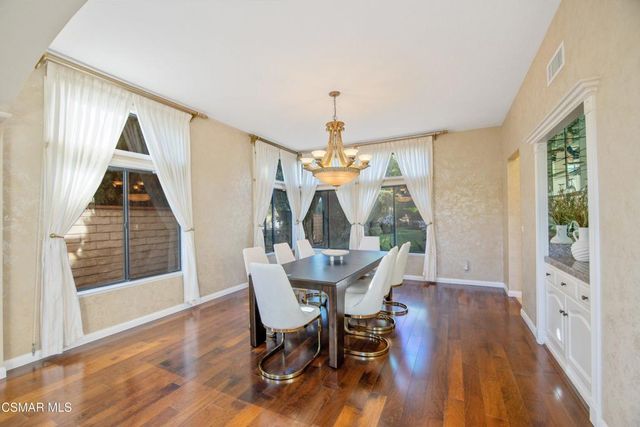 5828 Saint Laurent Drive, Agoura Hills, CA 91301