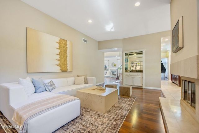 5828 Saint Laurent Drive, Agoura Hills, CA 91301