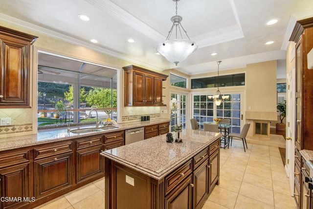 5828 Saint Laurent Drive, Agoura Hills, CA 91301