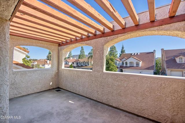 5828 Saint Laurent Drive, Agoura Hills, CA 91301