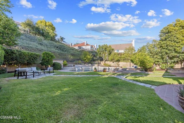 5828 Saint Laurent Drive, Agoura Hills, CA 91301