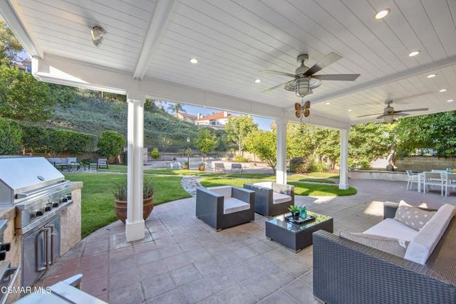 5828 Saint Laurent Drive, Agoura Hills, CA 91301