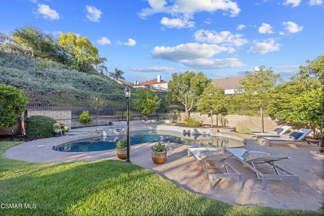 5828 Saint Laurent Drive, Agoura Hills, CA 91301