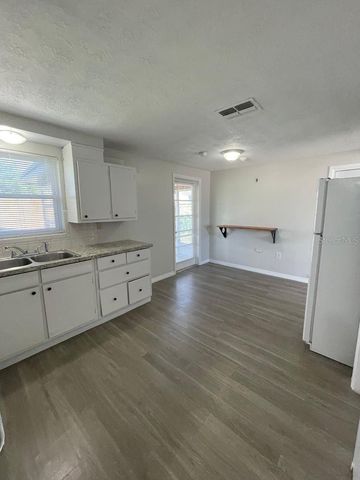 1130 POWERSONG STREET, Holiday, FL 34690