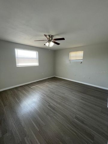 1130 POWERSONG STREET, Holiday, FL 34690
