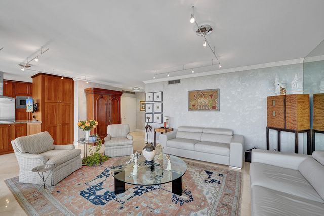 936 Intracoastal Drive 22C, Fort Lauderdale, FL 33304
