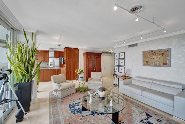 936 Intracoastal Drive 22C, Fort Lauderdale, FL 33304