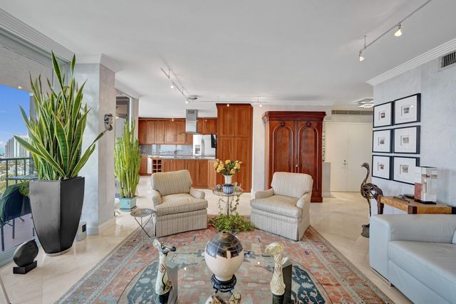 936 Intracoastal Drive 22C, Fort Lauderdale, FL 33304