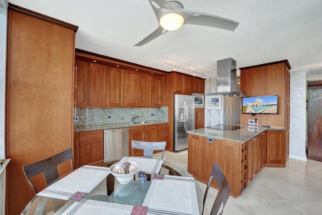 936 Intracoastal Drive 22C, Fort Lauderdale, FL 33304