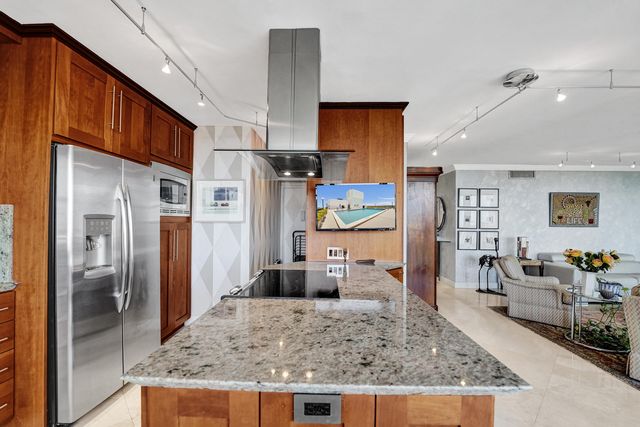 936 Intracoastal Drive 22C, Fort Lauderdale, FL 33304