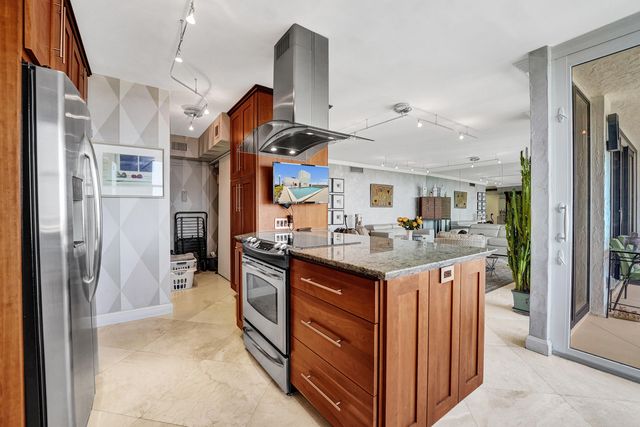 936 Intracoastal Drive 22C, Fort Lauderdale, FL 33304