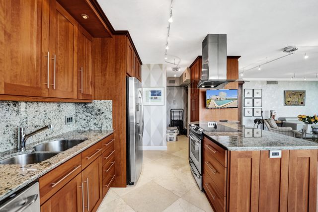 936 Intracoastal Drive 22C, Fort Lauderdale, FL 33304