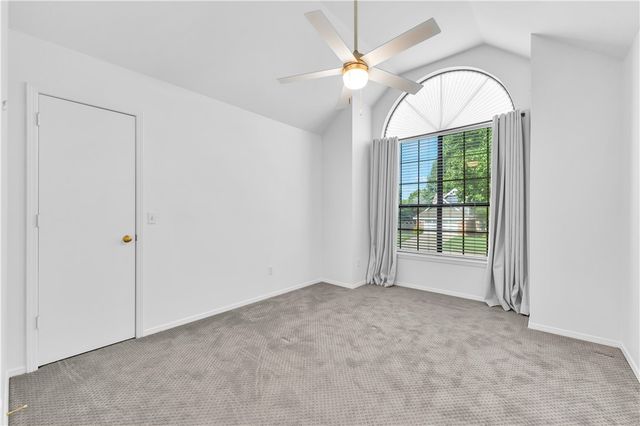 3370 Southridge Drive, Fayetteville, AR 72703
