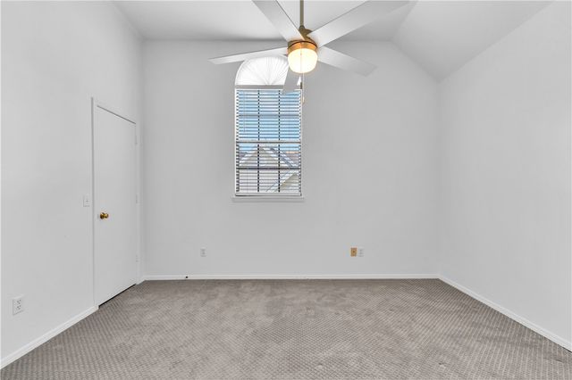 3370 Southridge Drive, Fayetteville, AR 72703