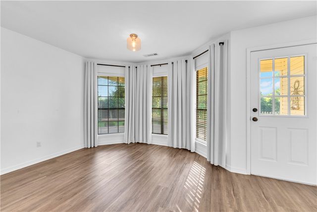 3370 Southridge Drive, Fayetteville, AR 72703