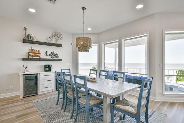 11811 Sunbather Lane, Galveston, TX 77554