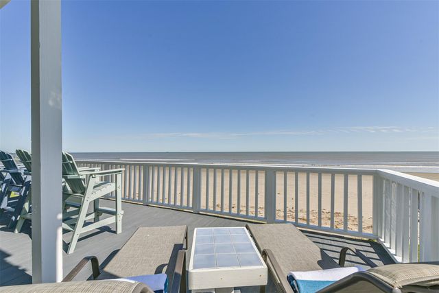 11811 Sunbather Lane, Galveston, TX 77554