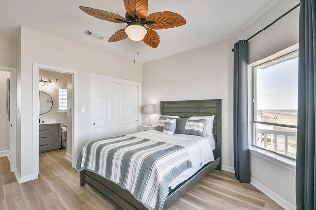 11811 Sunbather Lane, Galveston, TX 77554