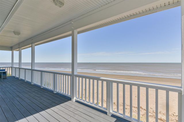 11811 Sunbather Lane, Galveston, TX 77554