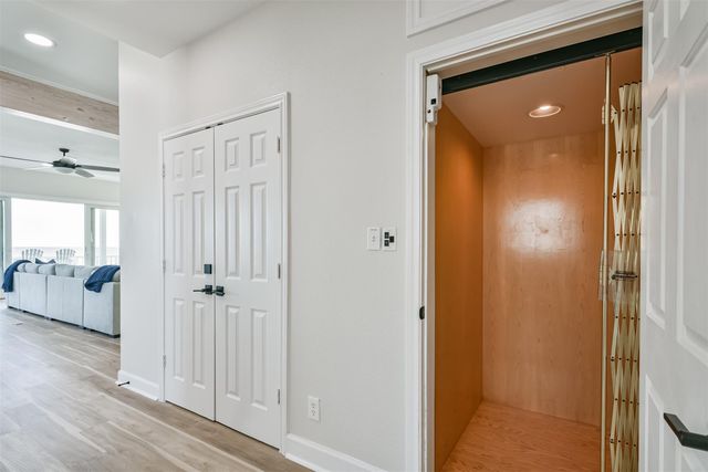 11811 Sunbather Lane, Galveston, TX 77554