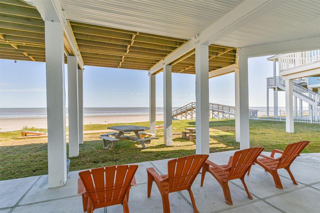 11811 Sunbather Lane, Galveston, TX 77554