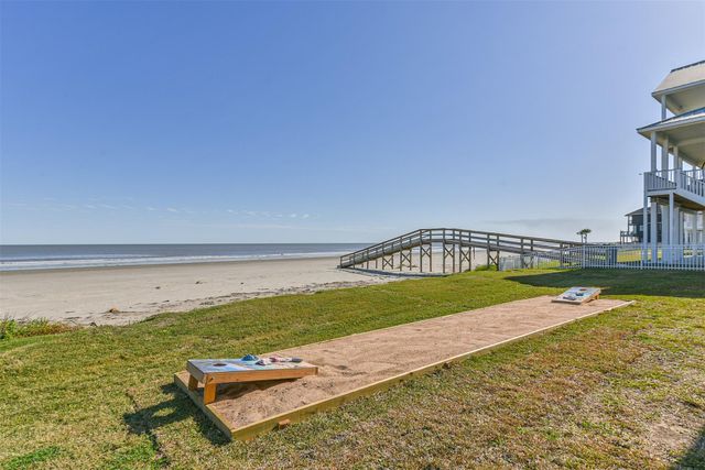 11811 Sunbather Lane, Galveston, TX 77554