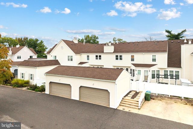 913 SOCIETY HILL BLVD, Cherry Hill, NJ 08003