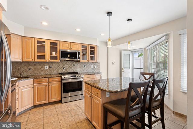 913 SOCIETY HILL BLVD, Cherry Hill, NJ 08003