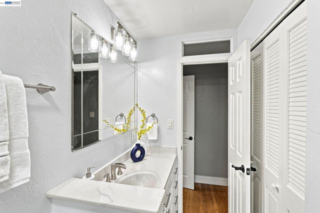 554 Beechmont Lane, Hayward, CA 94544