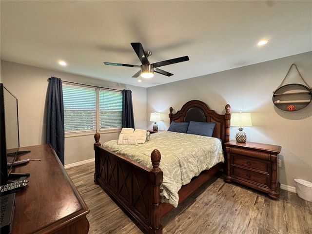 2724 49TH AVENUE W 2724, Bradenton, FL 34207