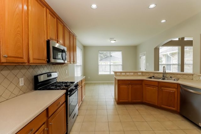 3211 Oak Park Lane, Missouri City, TX 77459