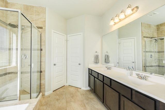 702 Shadow Bend, Richwood, TX 77531